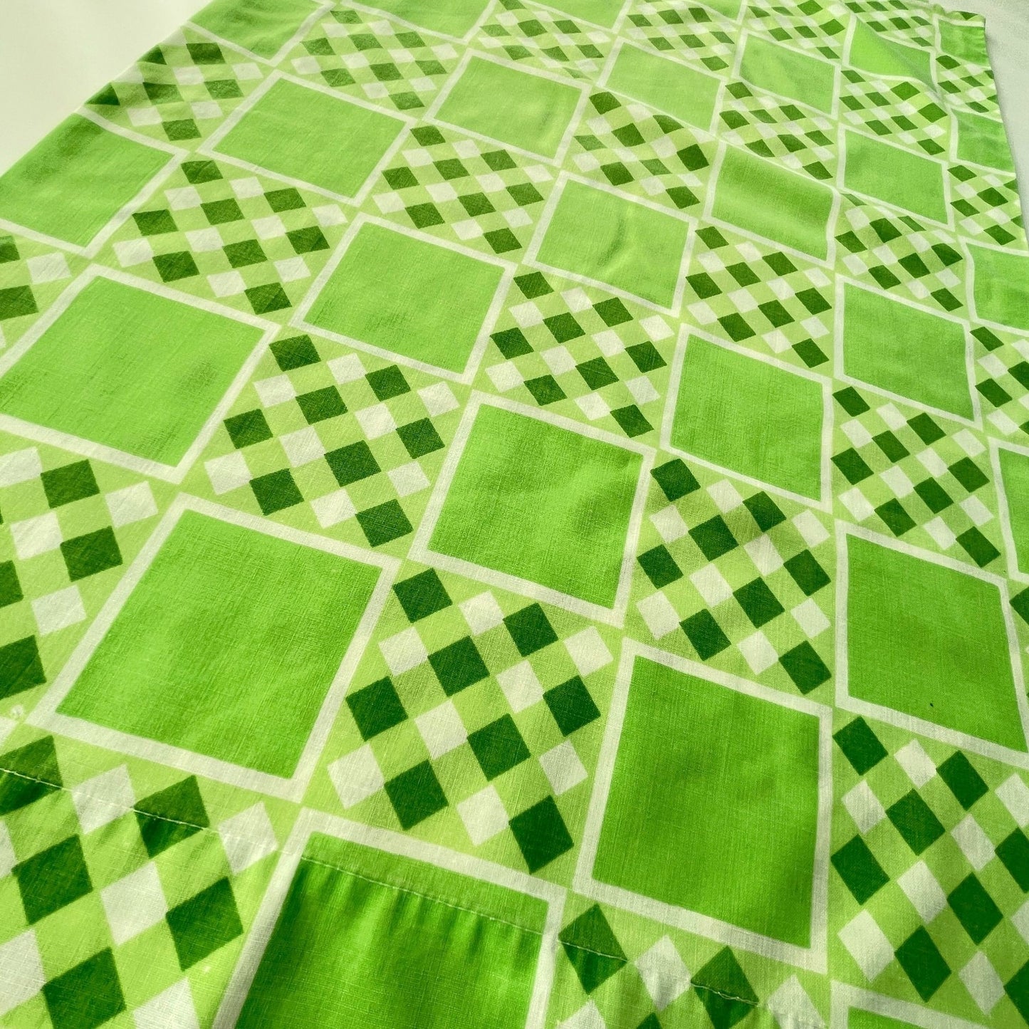 Vintage 70s green pillowcase,  TruPrest
