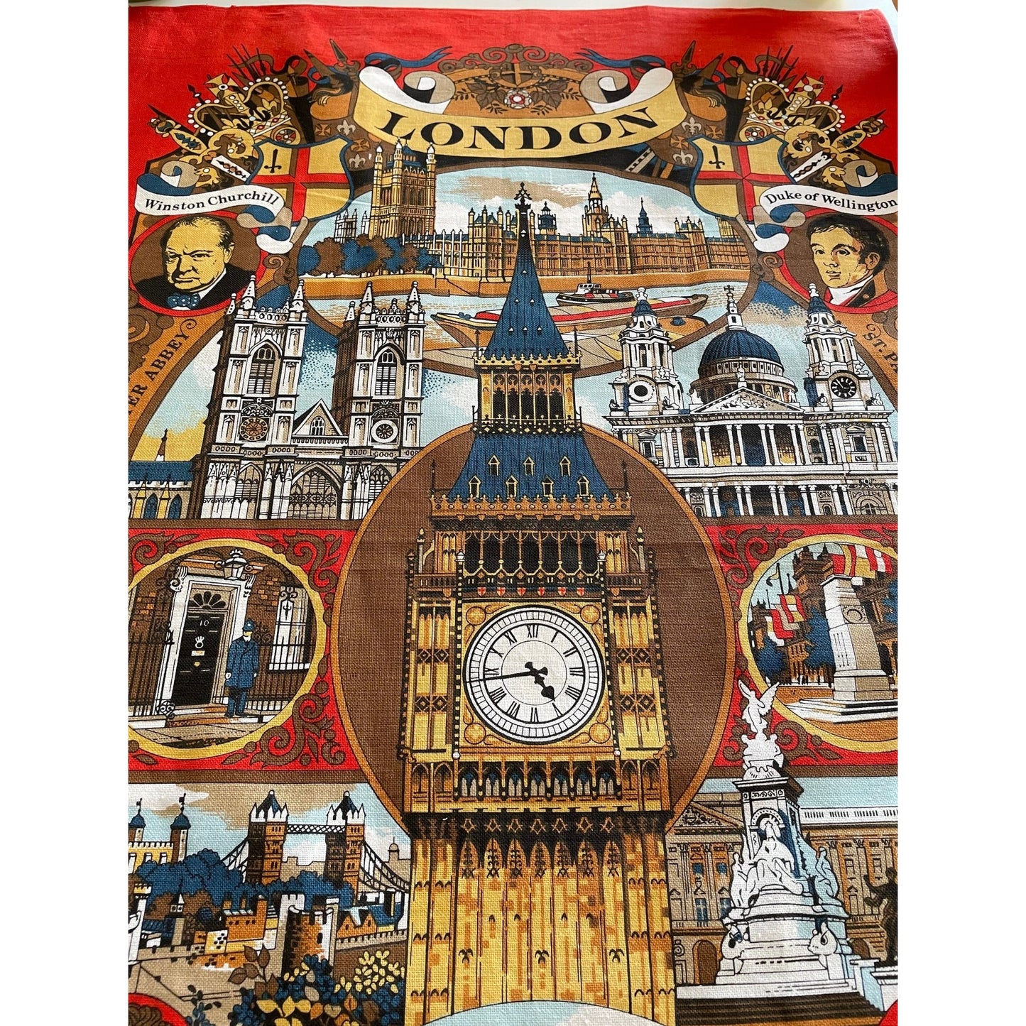 Vintage London tea towel, Vista
