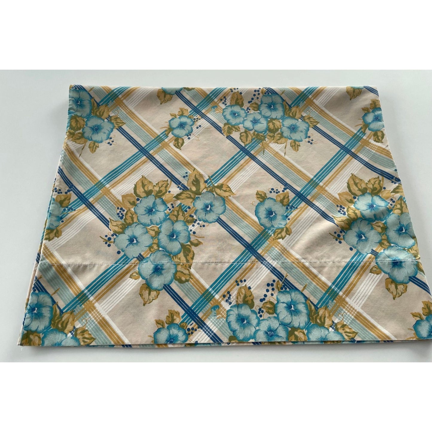 Vintage 70s pillowcase, blue pansies flowers