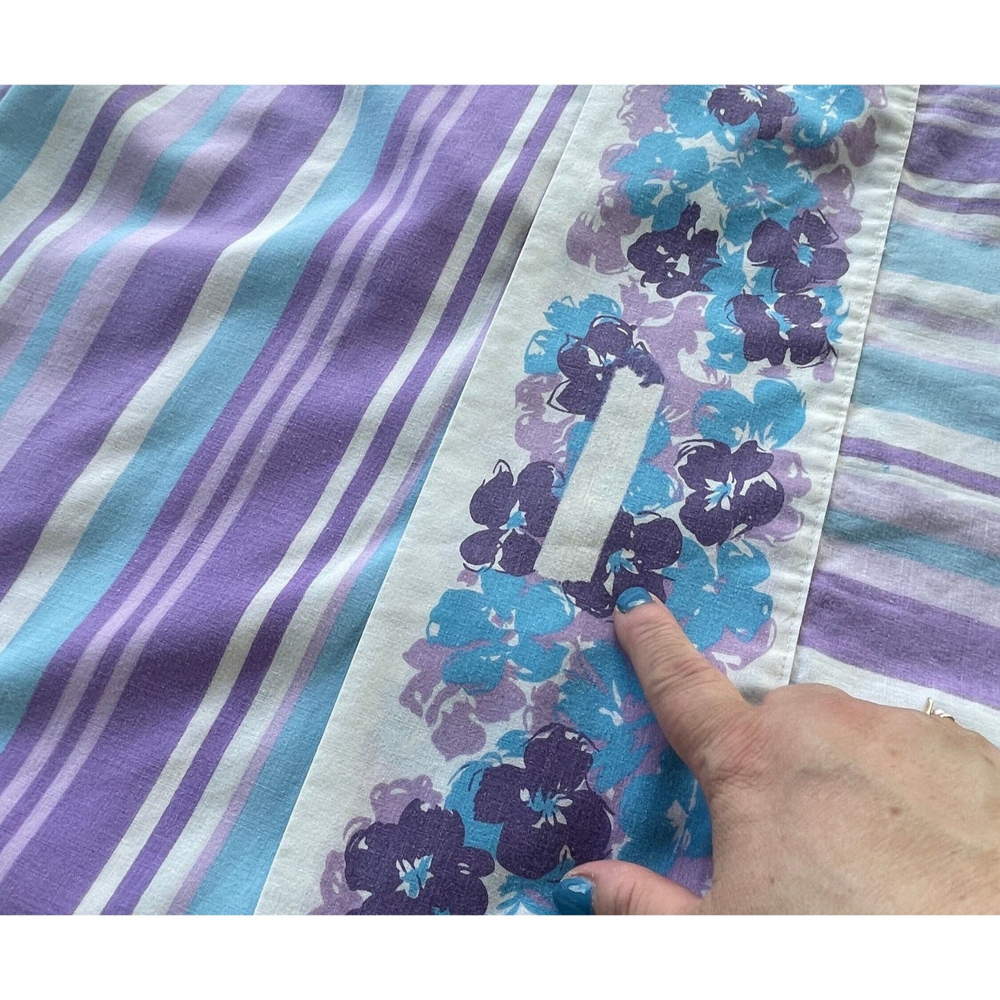 Vintage 70s flat sheet, twin size bed, TruPrest