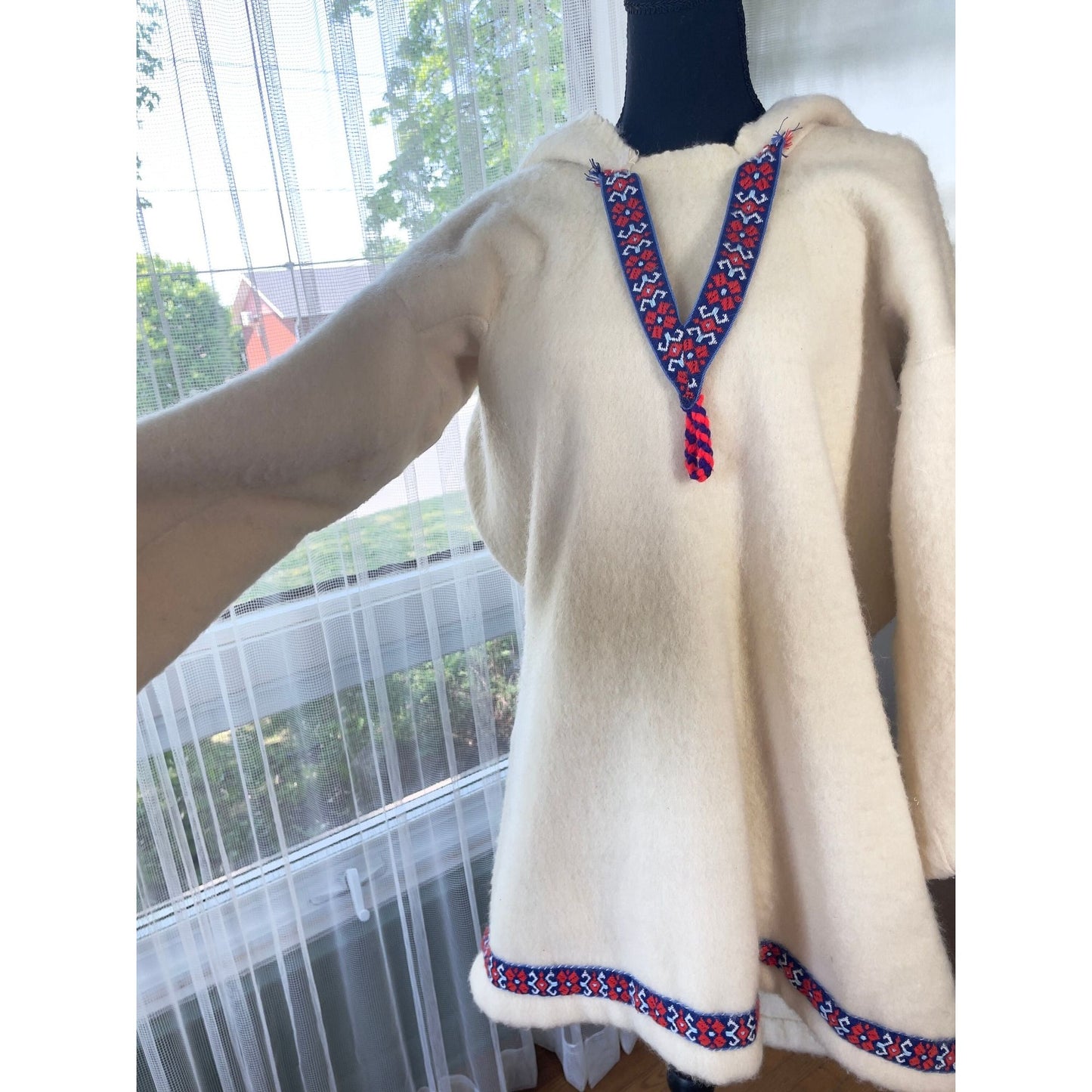 Vintage 1960s Inuit Amauti, 100% wool parka, built-in baby pouch