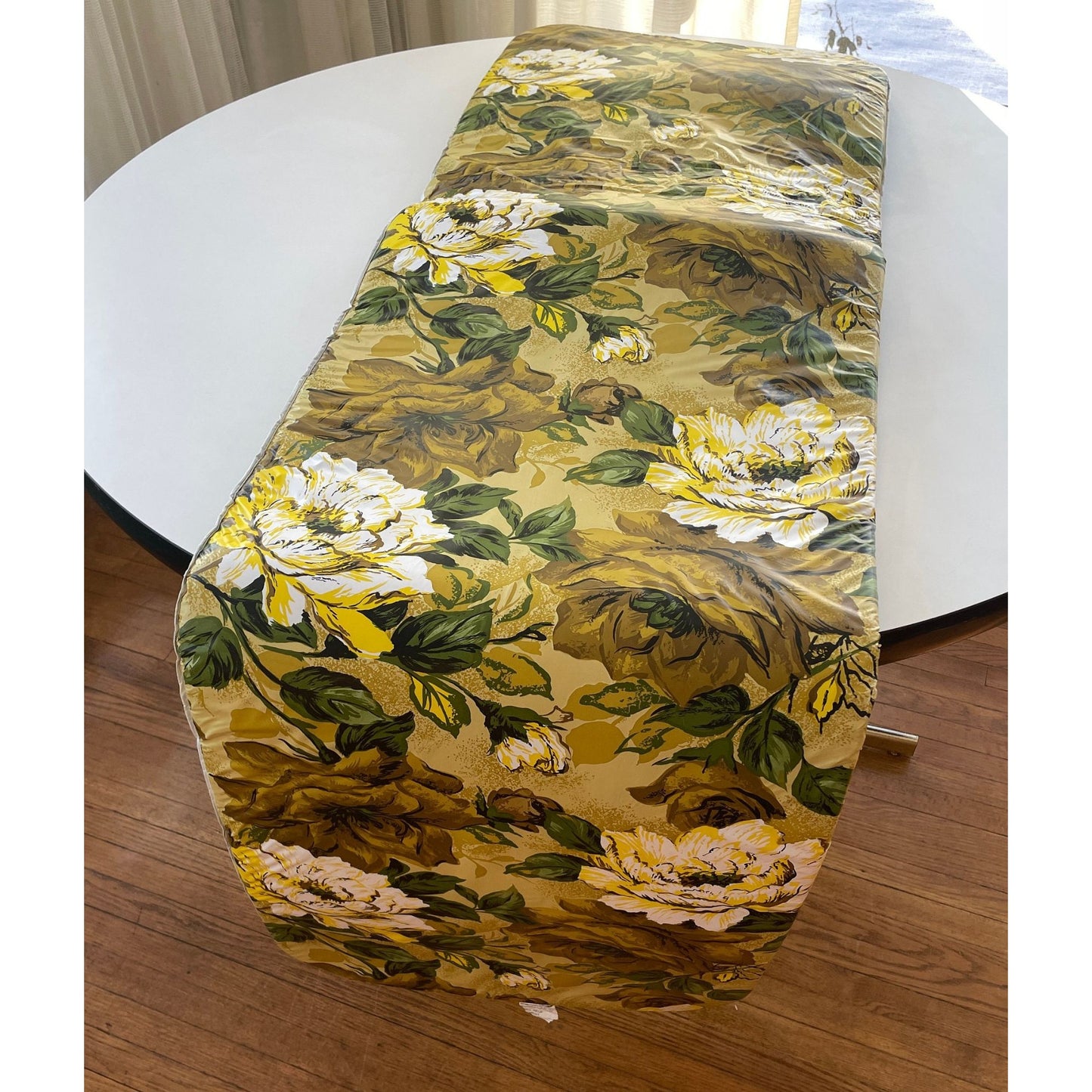 Vintage 70s vinyl lounge chair vinyl cushion, brown, green yellow flowers