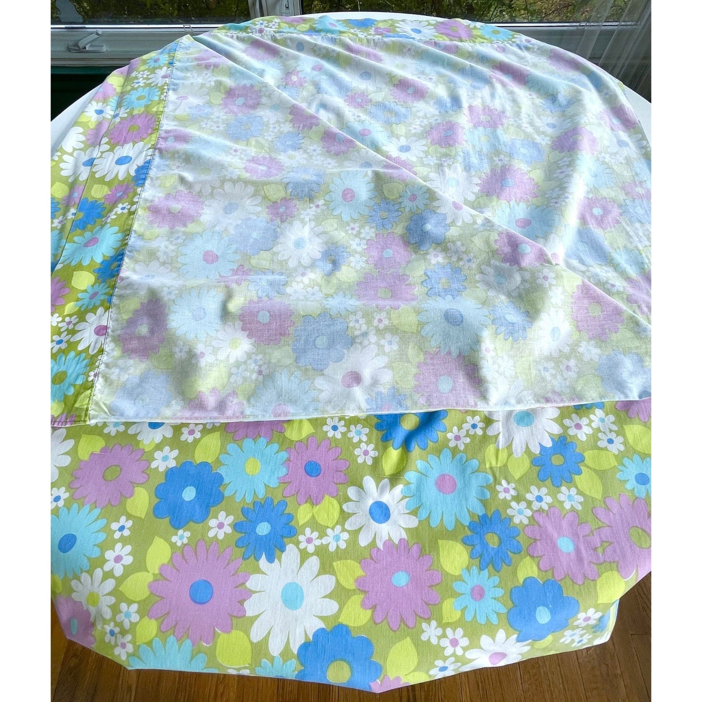 Vintage 70s flat sheet, double/full size, Wabasso
