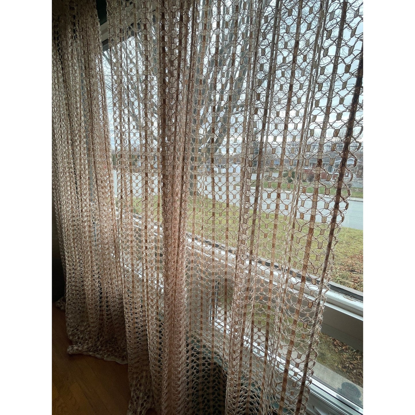 Vintage 70s ecru woolly net pleated panel