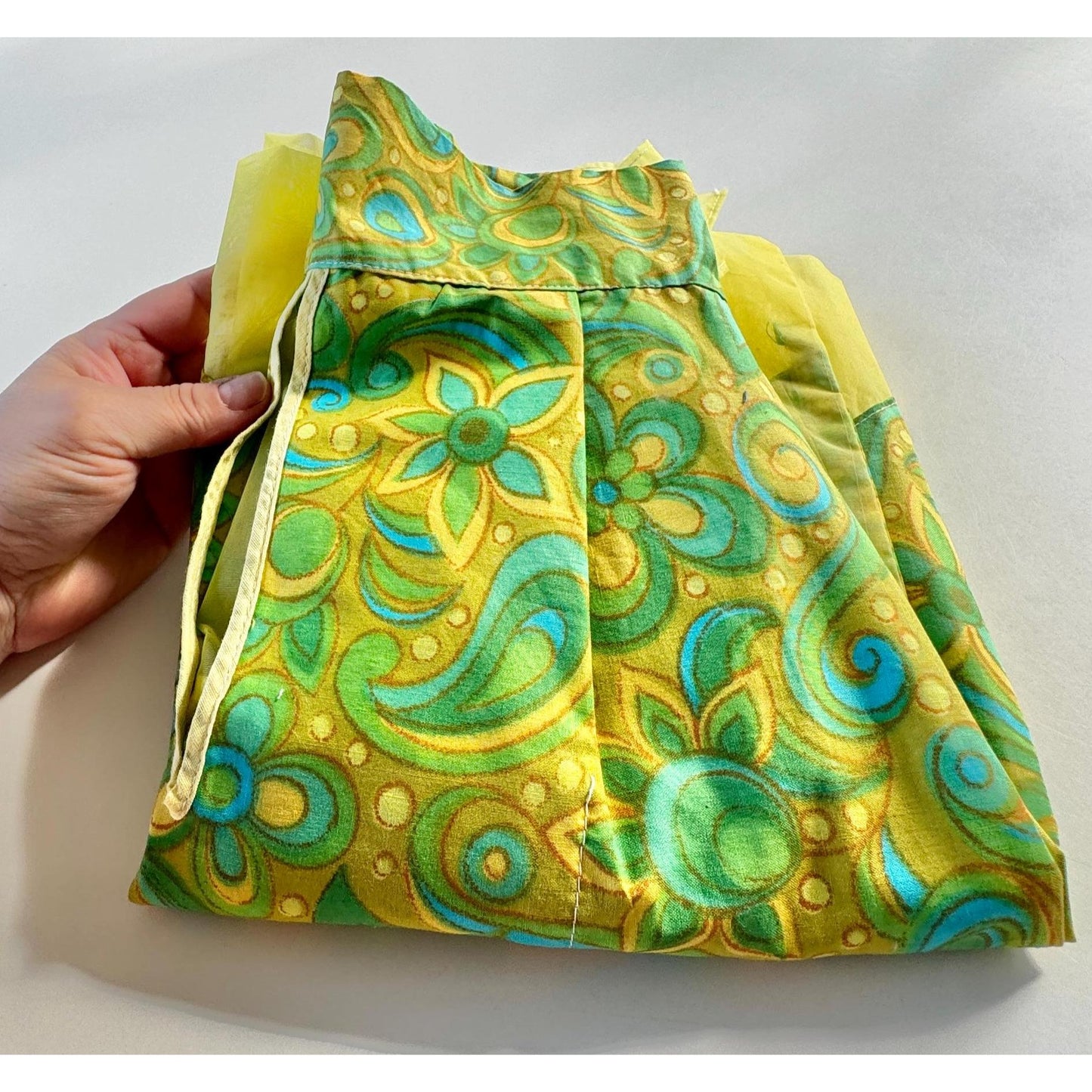 Vintage 60s half apron, reversible organza & cotton, yellow, lime green, teal paisley, with pockets