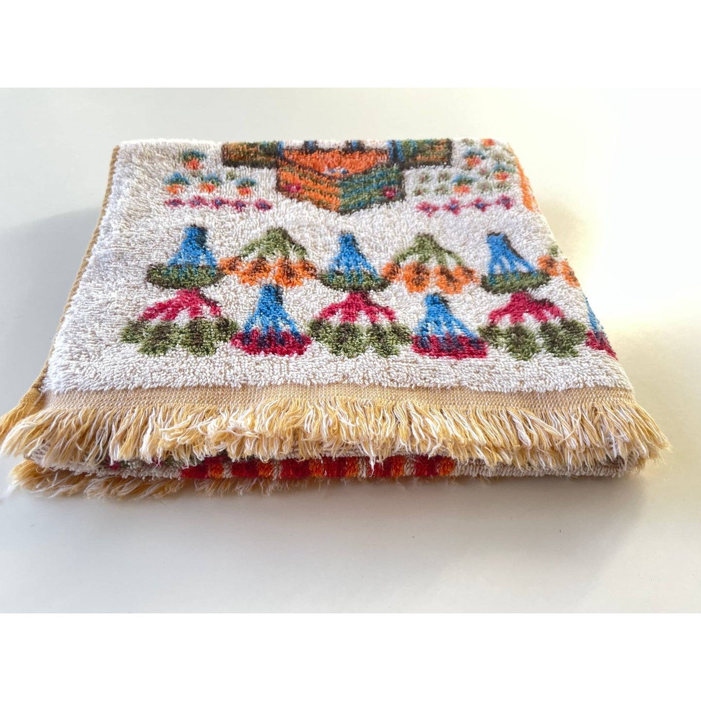 Vintage 60s Canada Centennial bath towel