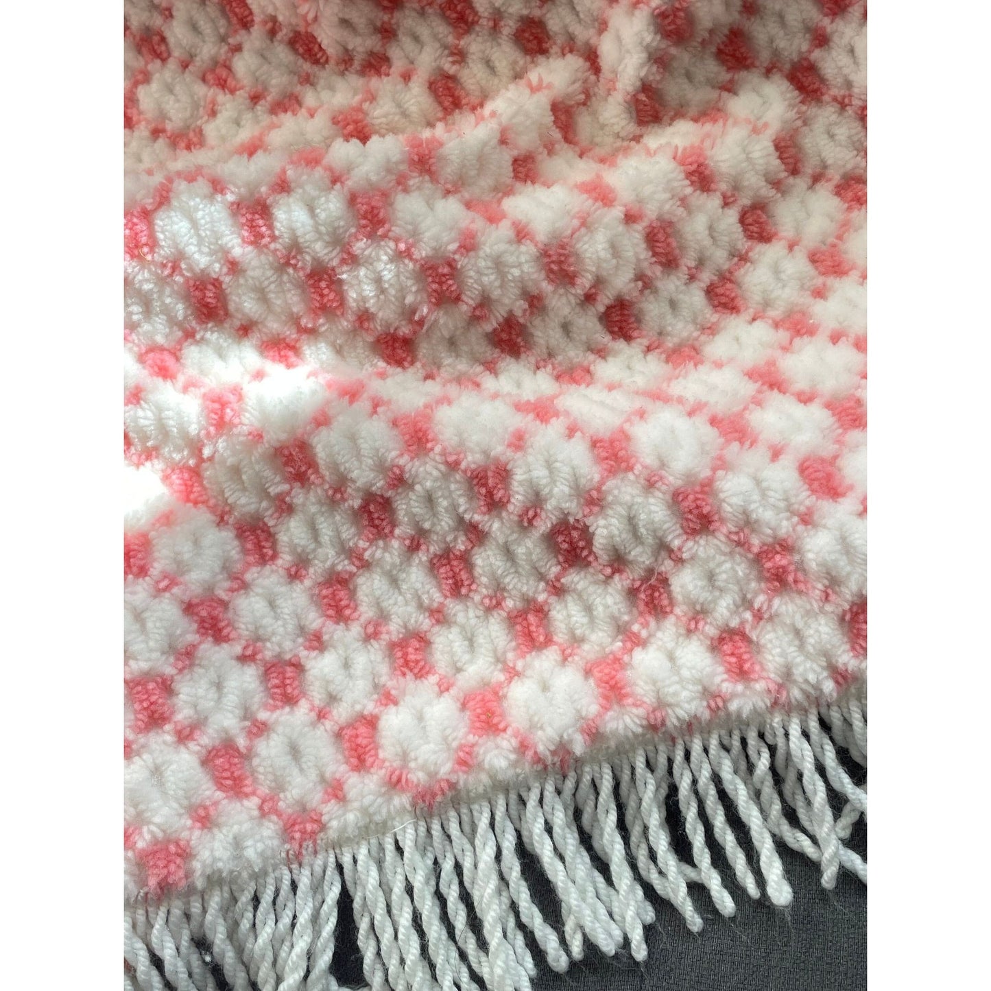 Vintage bedspread, peach chenille, twin to full size