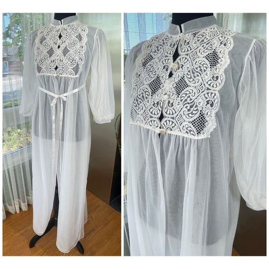 Vintage 1960s peignoir, white chiffon, bridal honeymoon wear
