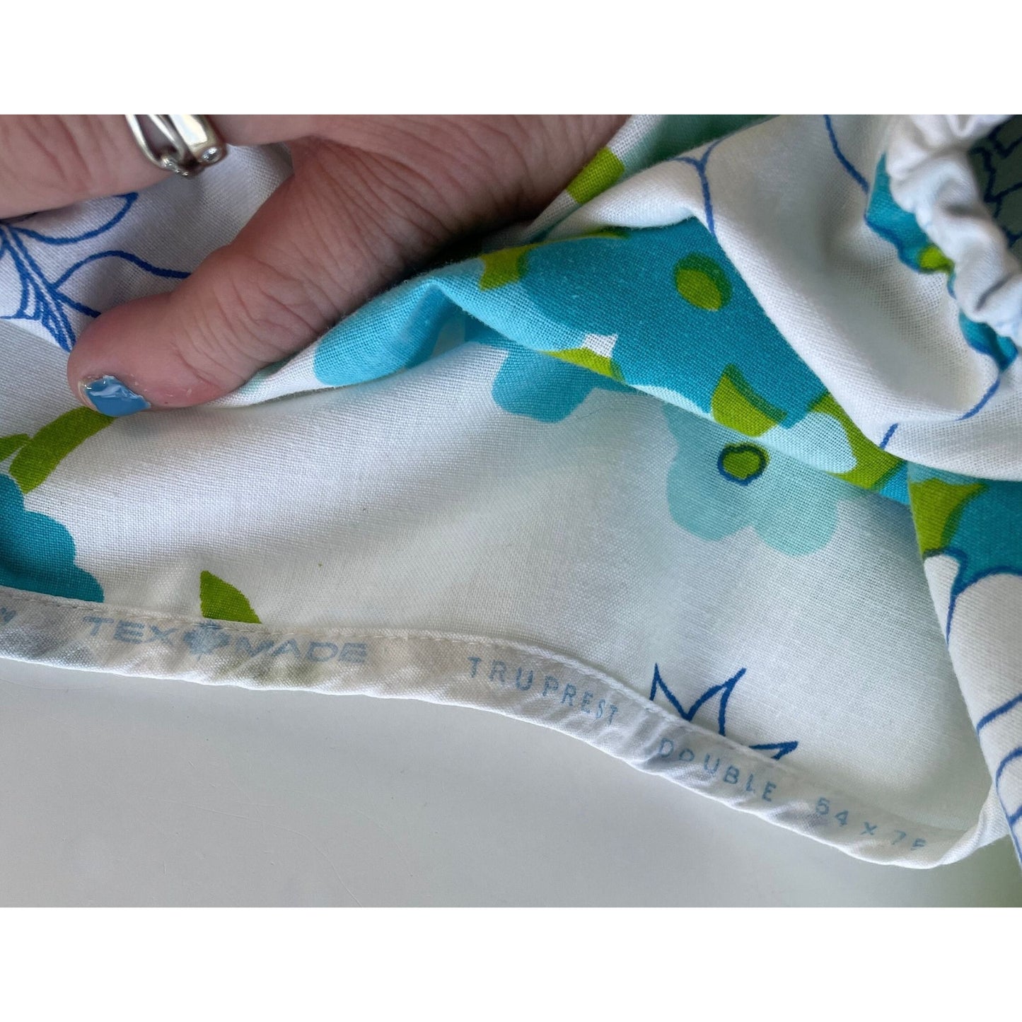 Vintage 70s fitted sheet, full / double size bed, TruPrest