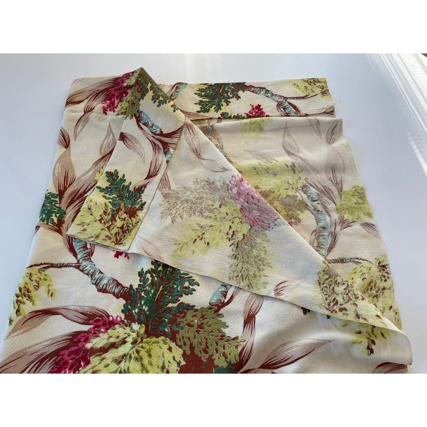 Vintage 50s barkcloth tropical flowers curtain