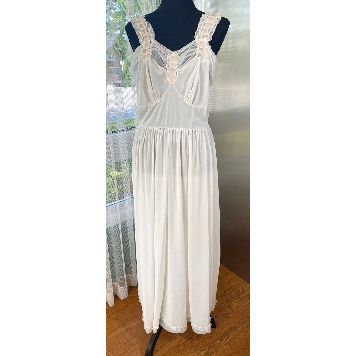 Vintage 1950s night dress, Luxite by Kayser slip on sheer negligee
