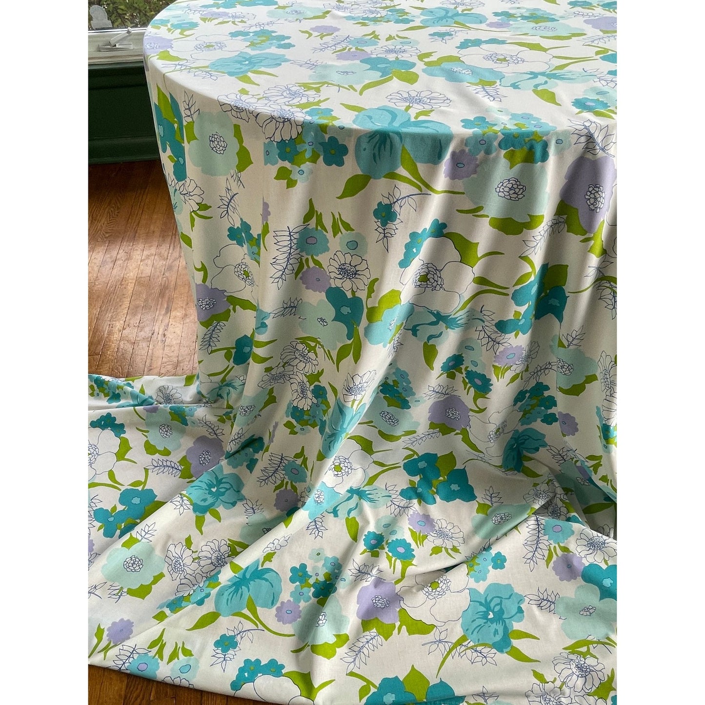 Vintage 70s flat sheet, queen / double size bed, TruPrest
