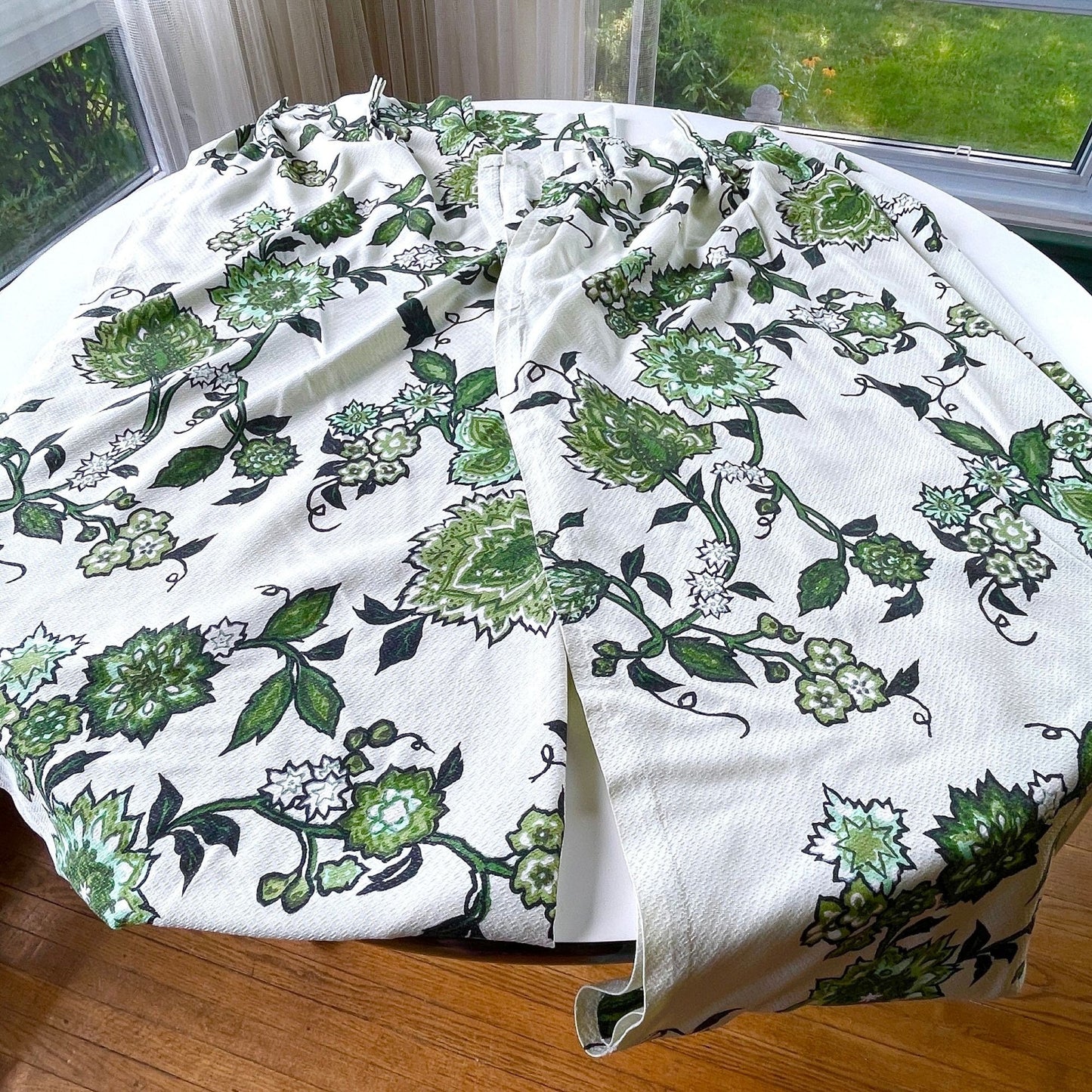 Vintage 60s pleated curtain, green and white bold floral fiberglass panel
