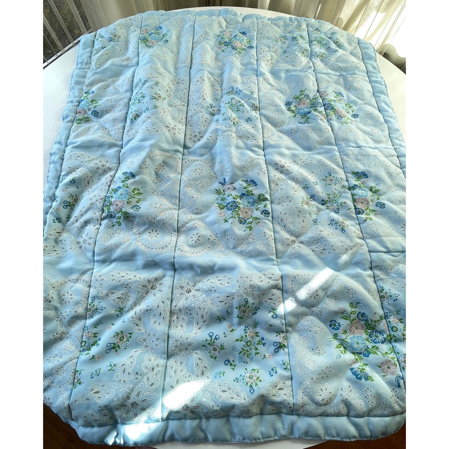 Vintage 60s baby dundee, quilted throw blanket