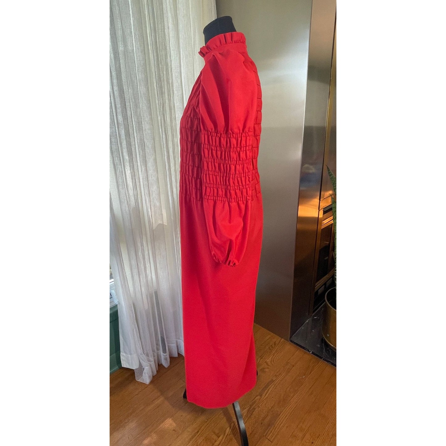 Vintage 70s dress, red, smocked bodice with long sleeves
