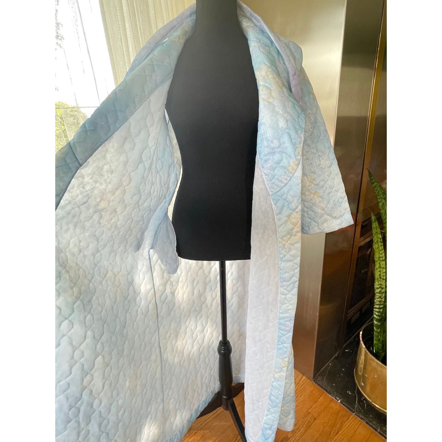 Vintage 70s robe, quilted house coat, Hamilton Lingerie