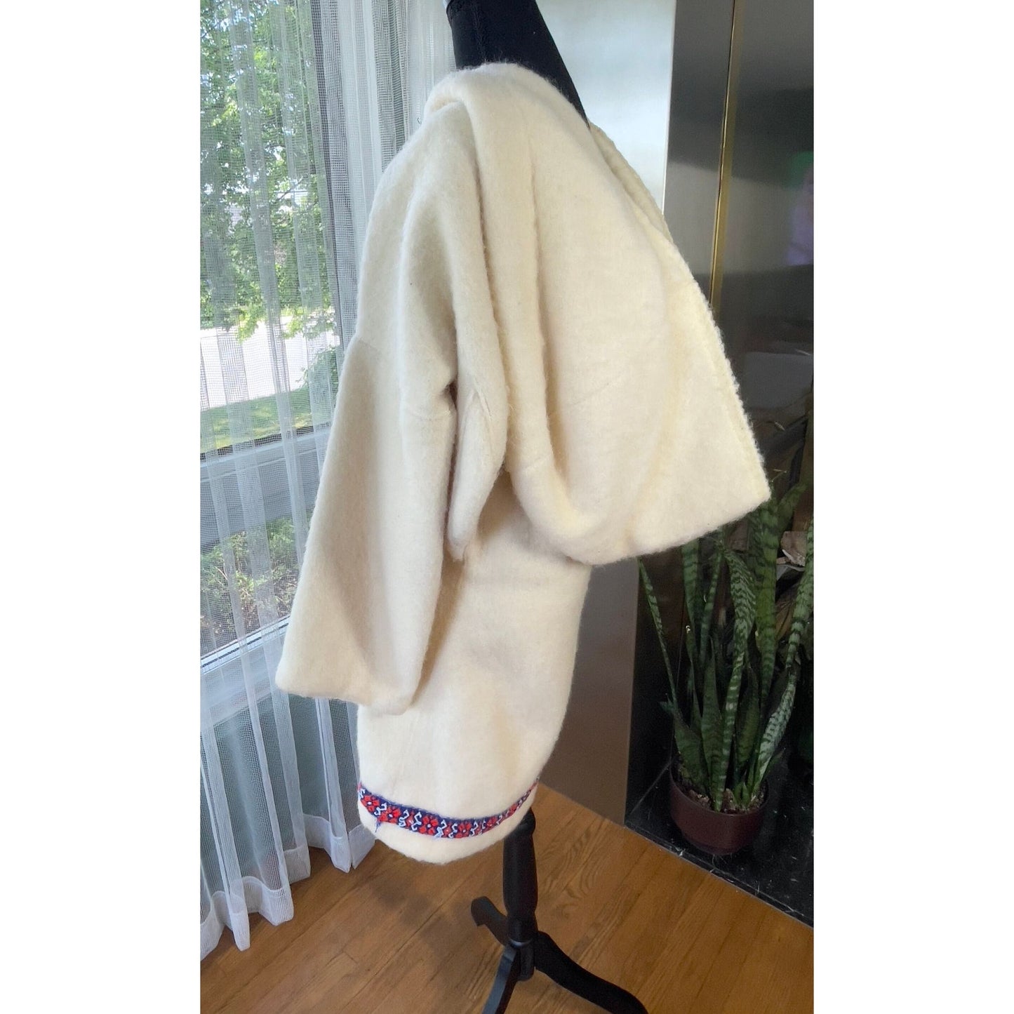 Vintage 1960s Inuit Amauti, 100% wool parka, built-in baby pouch