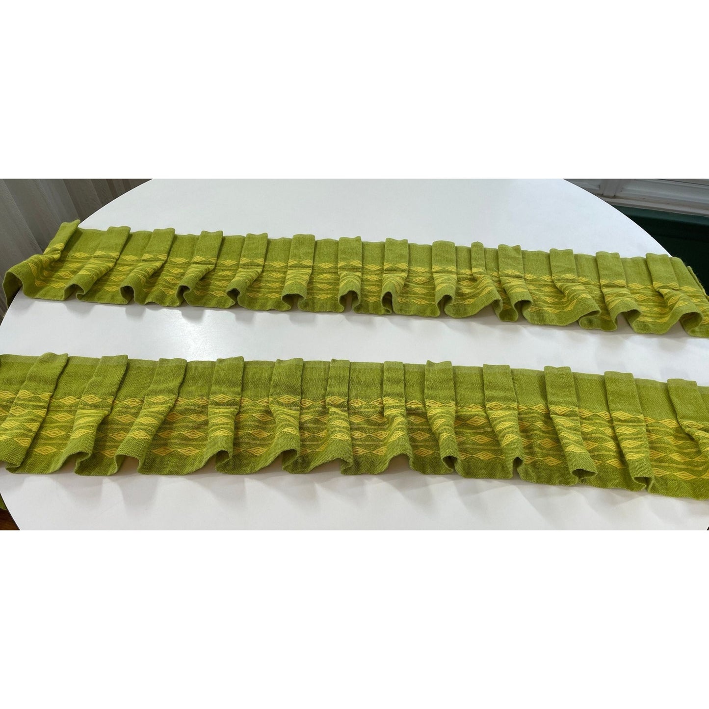 Vintage 70s pleated valance, avocado green, yellow