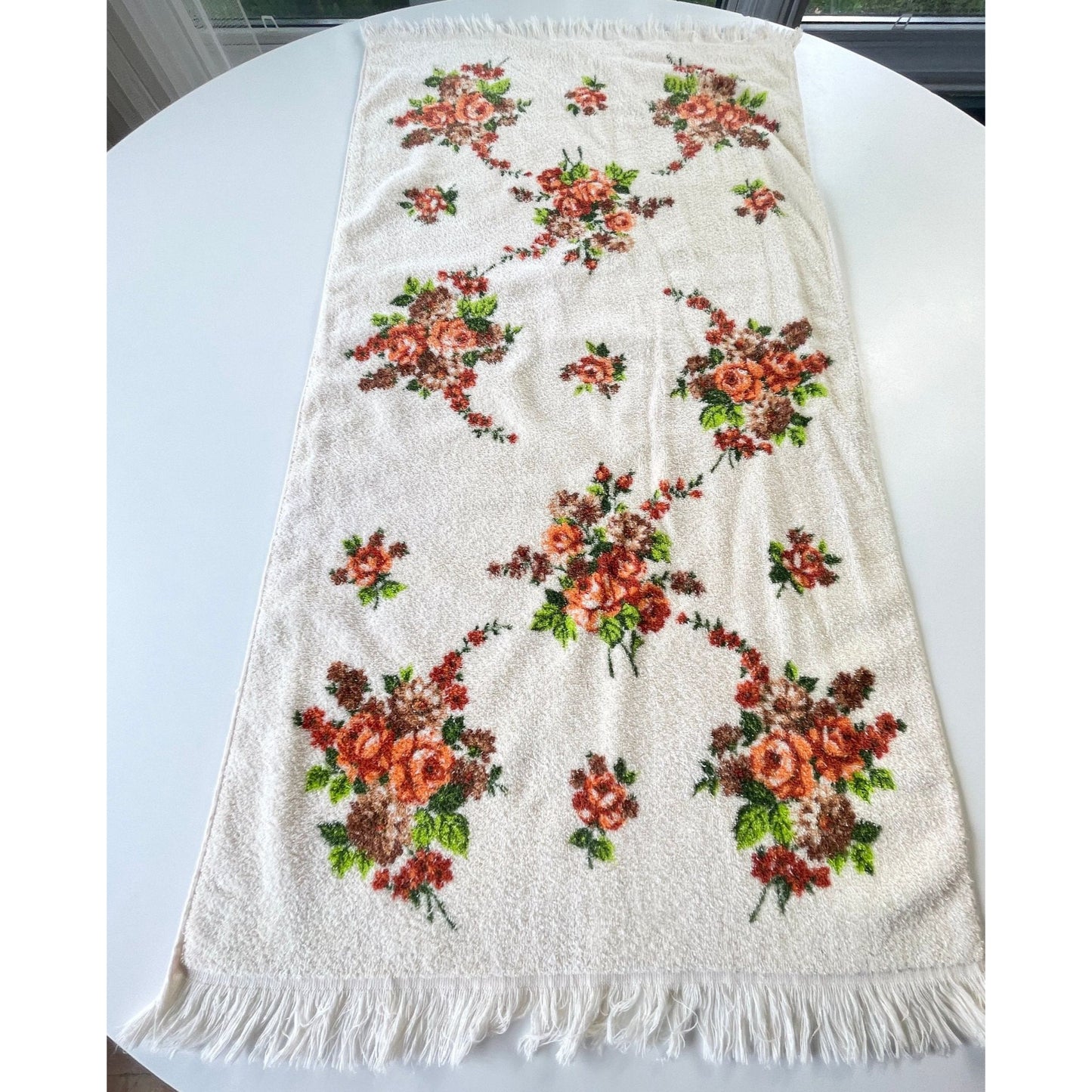 Vintage 70s bath towel, orange, brown and green flowers