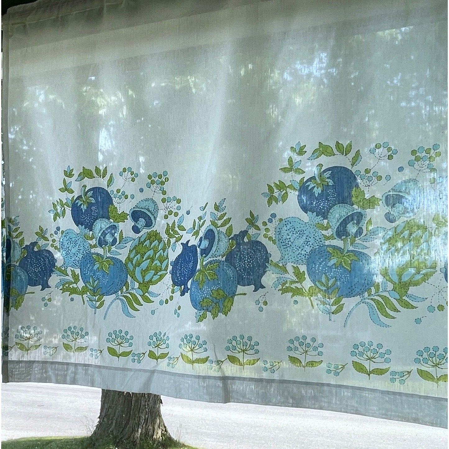 Vintage 70s cafe curtains, white green and blue vegetables panel and valance set