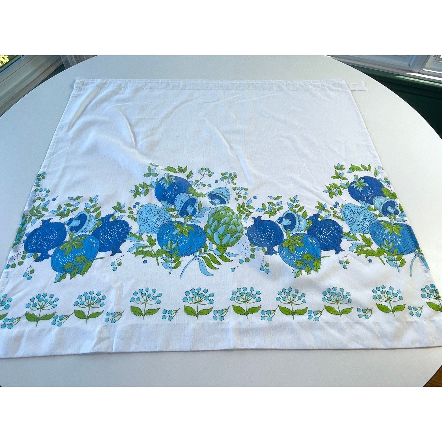 Vintage 70s cafe curtains, white green and blue vegetables panel and valance set