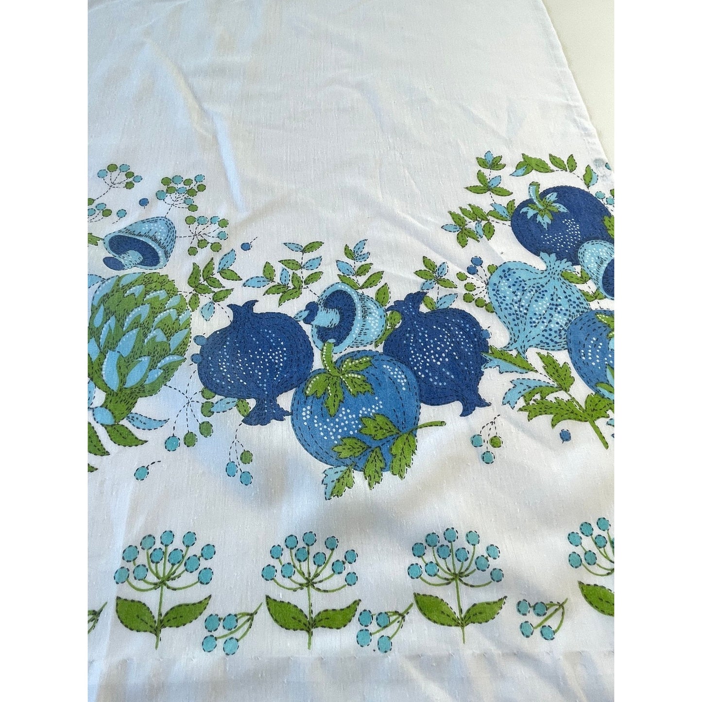 Vintage 70s cafe curtains, white green and blue vegetables panel and valance set