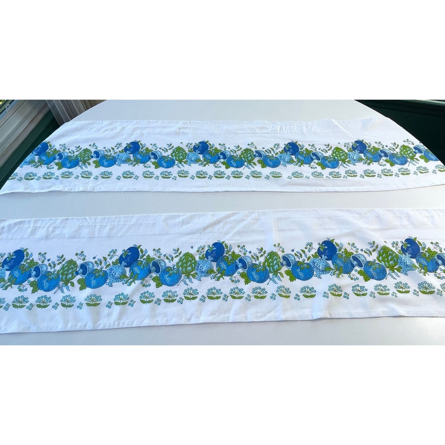 Vintage 70s cafe curtains, white green and blue vegetables panel and valance set