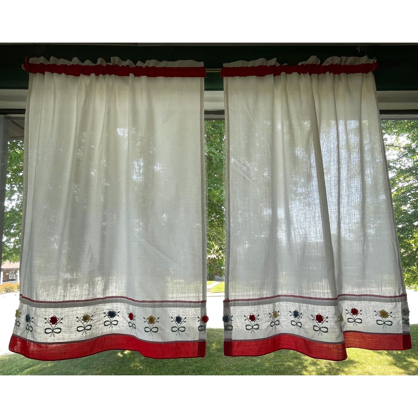 Vintage 70s curtain, embroidered red, yellow, blue flowers with pompoms
