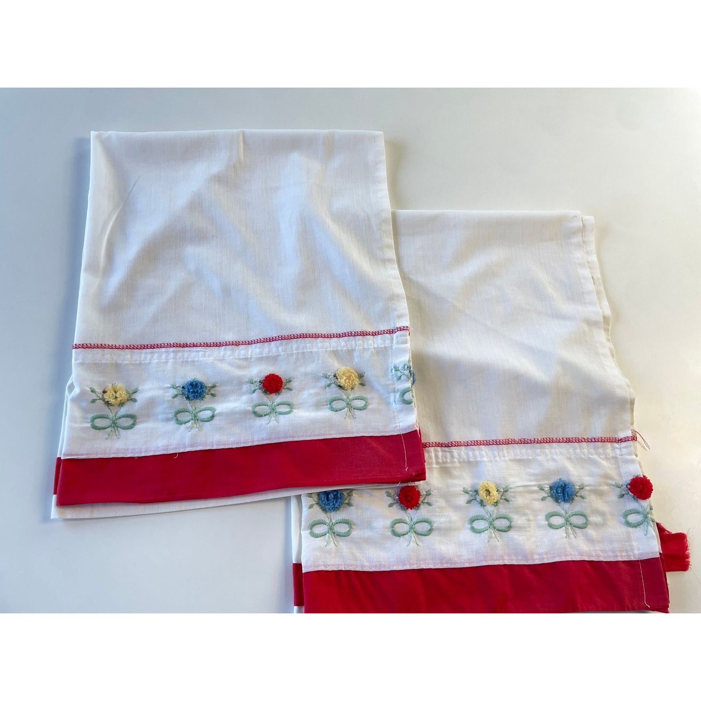 Vintage 70s curtain, embroidered red, yellow, blue flowers with pompoms