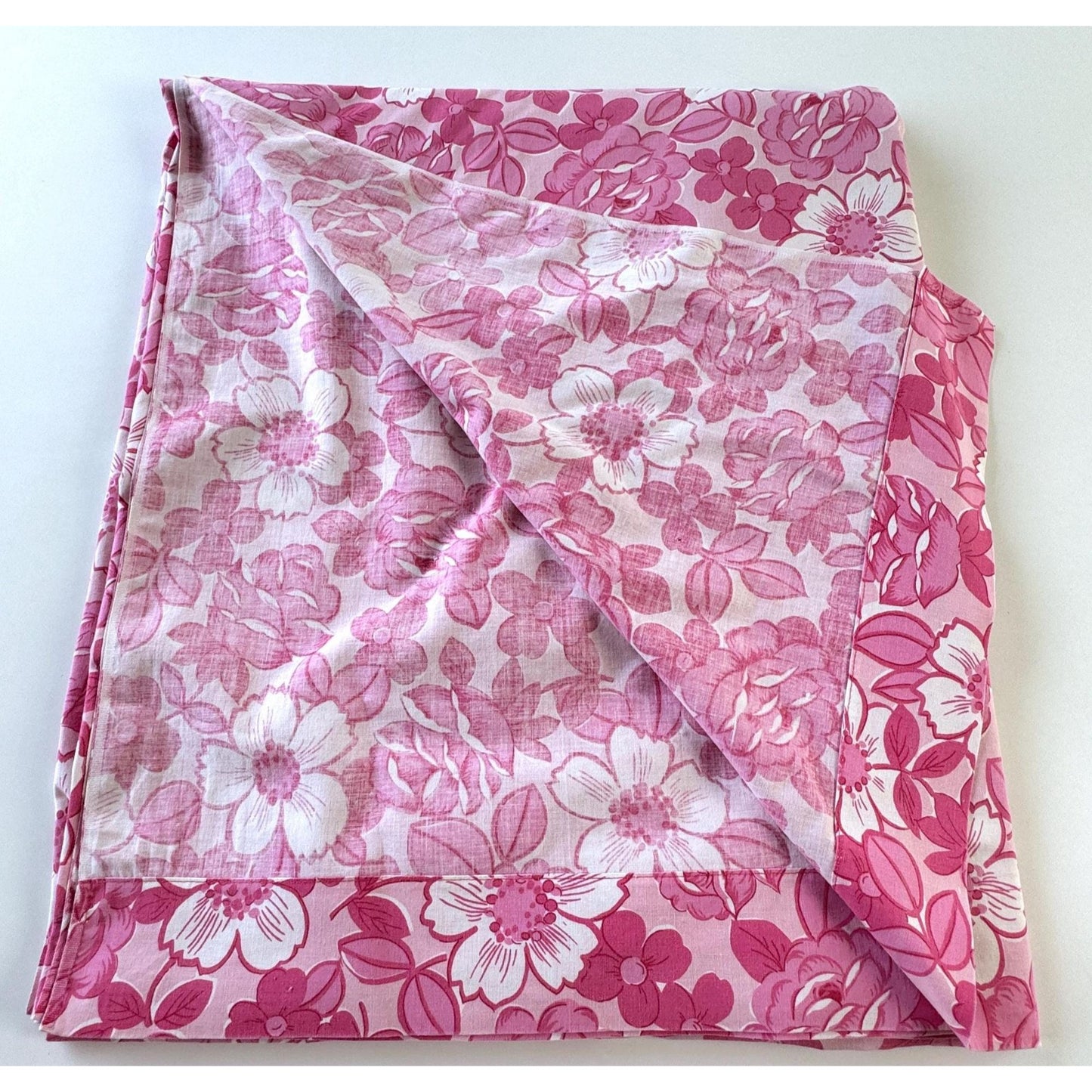 Vintage 70s flat /top sheet, pink flowers, full size, Wabasso