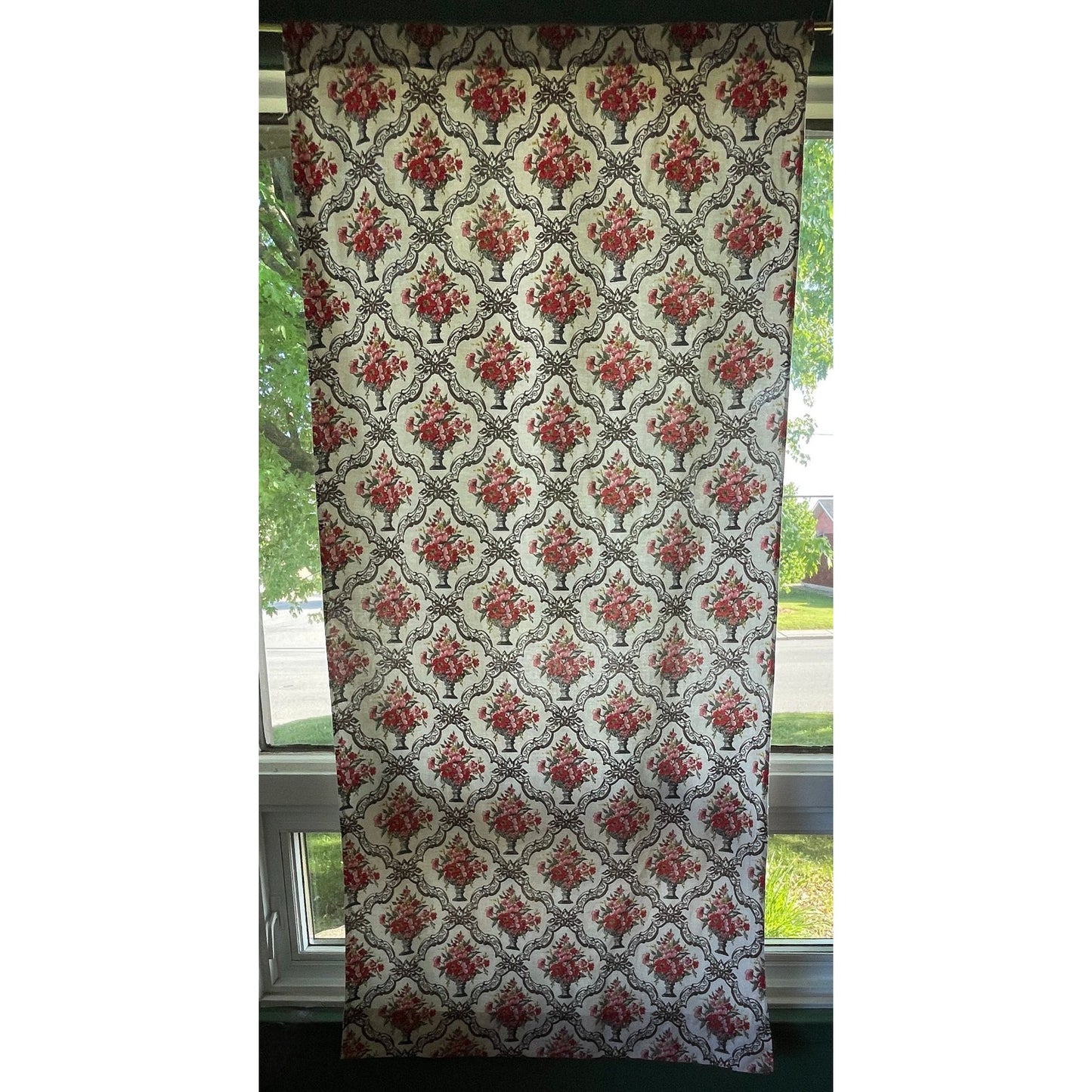 Vintage 1960s curtain, pink floral medallion