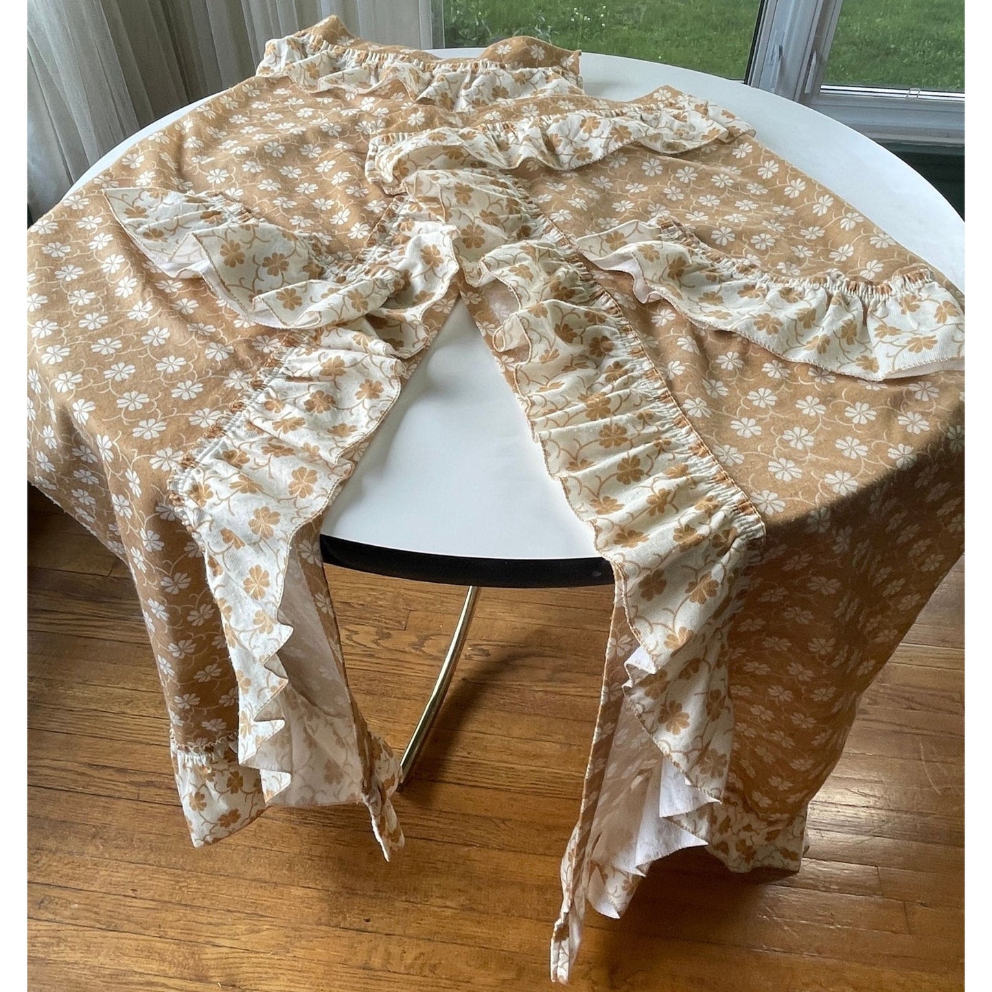 Vintage 80s ruffled curtains with tieback, tan clovers