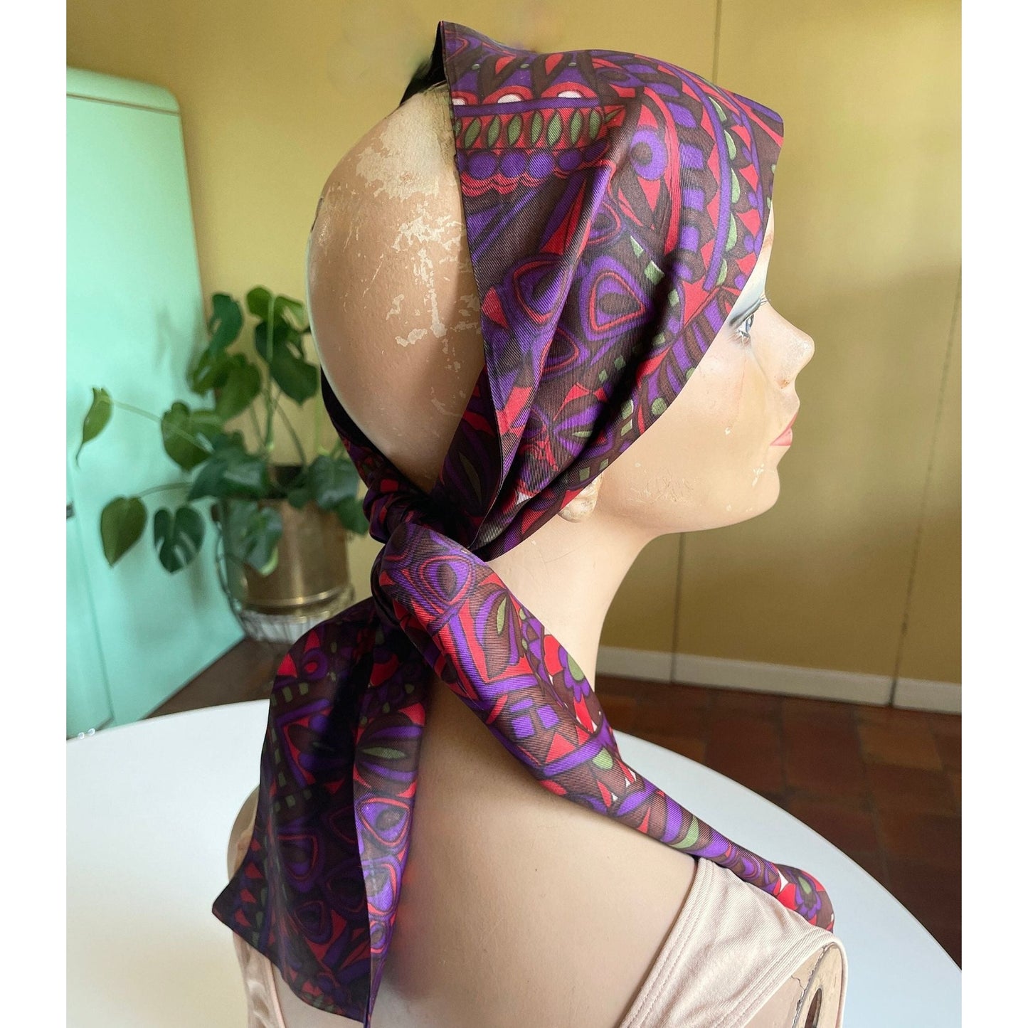 Vintage 1970s boho head scarf, purple, hot pink abstract pattern