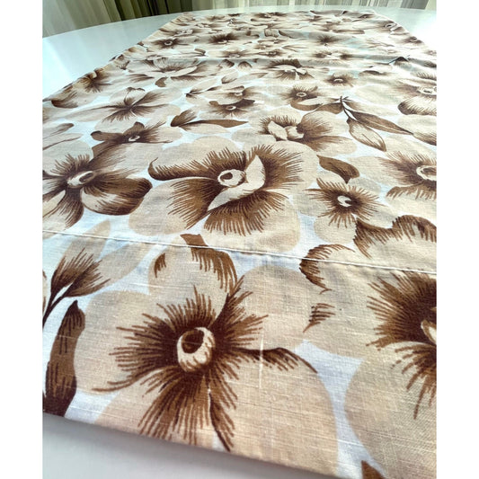 Vintage 80s pillowcase, beige and brown, large flowers, Wabasso