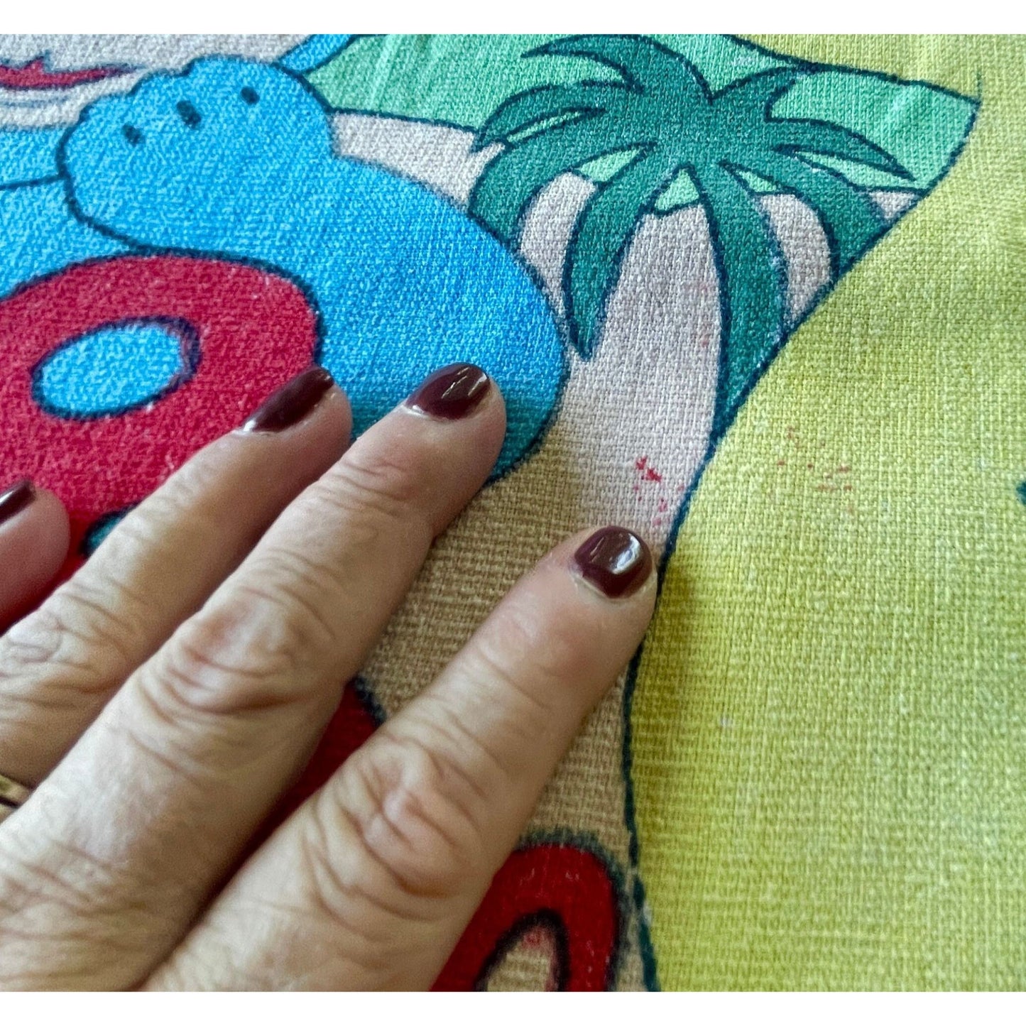 Vintage 90s Teletubbies beach towel