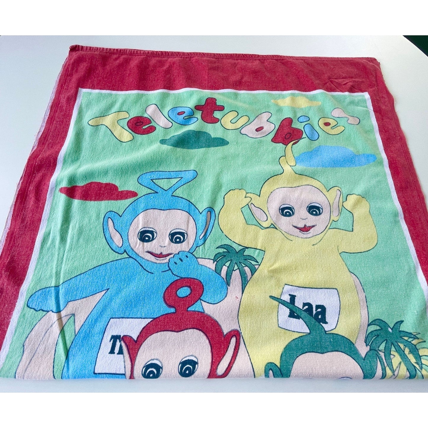 Vintage 90s Teletubbies beach towel