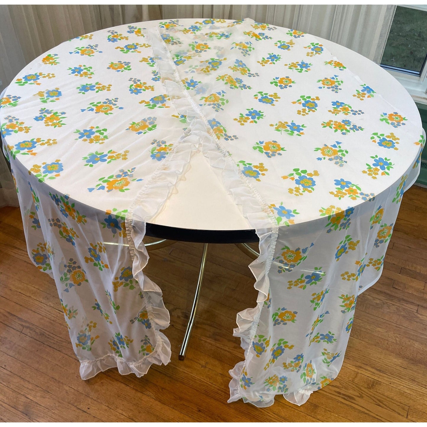 Vintage 80s ruffled panels, green blue flowers