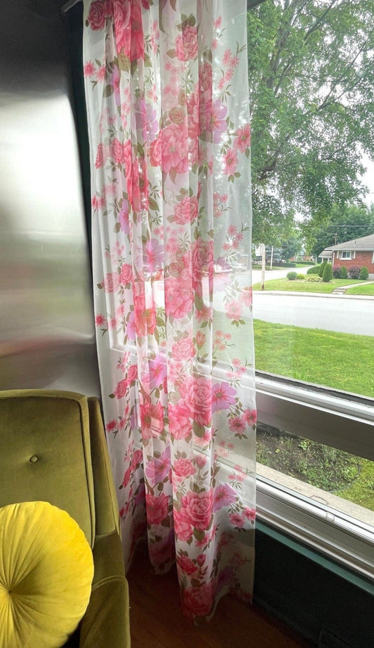 Vintage 50s sheer pink floral pleated curtain