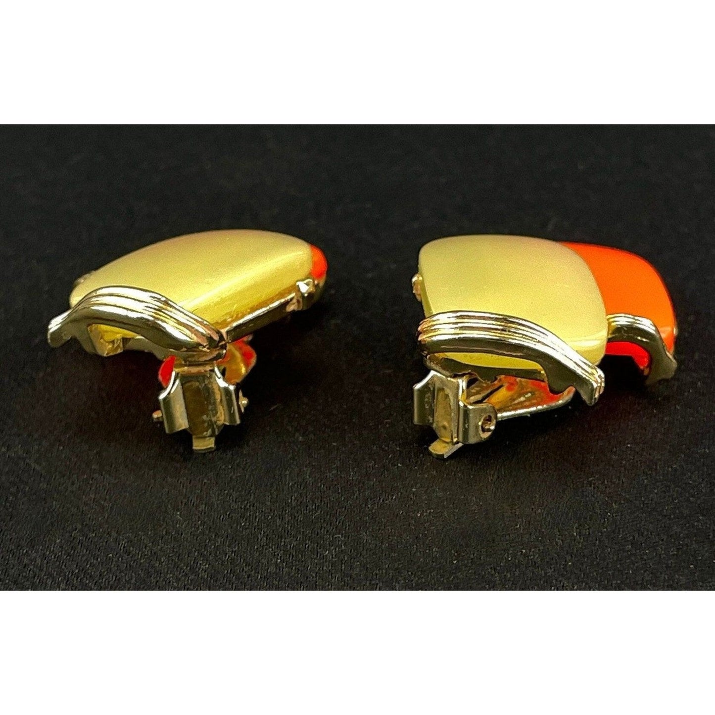 Vintage 60s Moonglow clip on earrings, Lisner