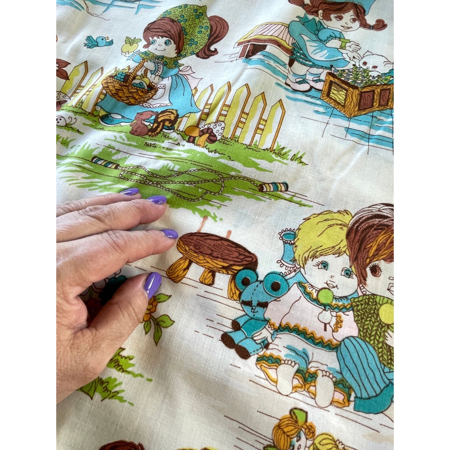 Vintage 70s double curtain, novelty print ruffled panels