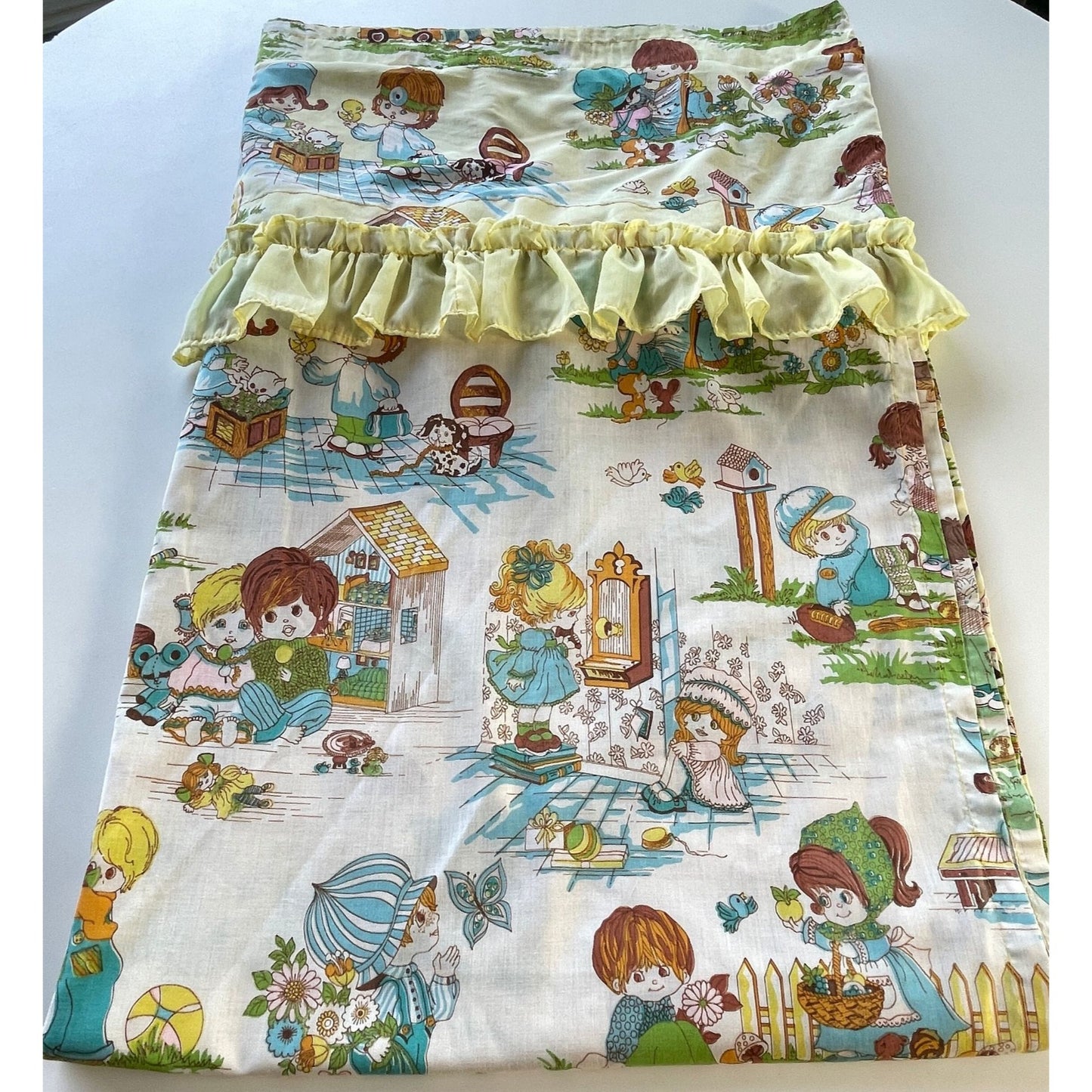 Vintage 70s double curtain, novelty print ruffled panels