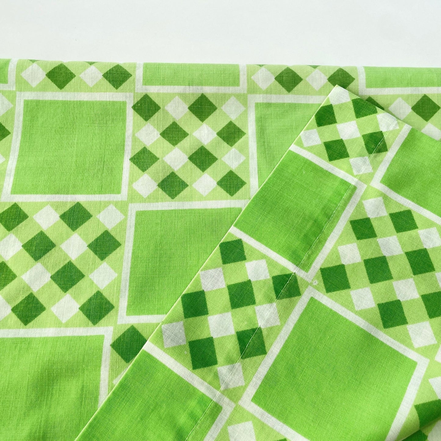 Vintage 70s green pillowcase,  TruPrest