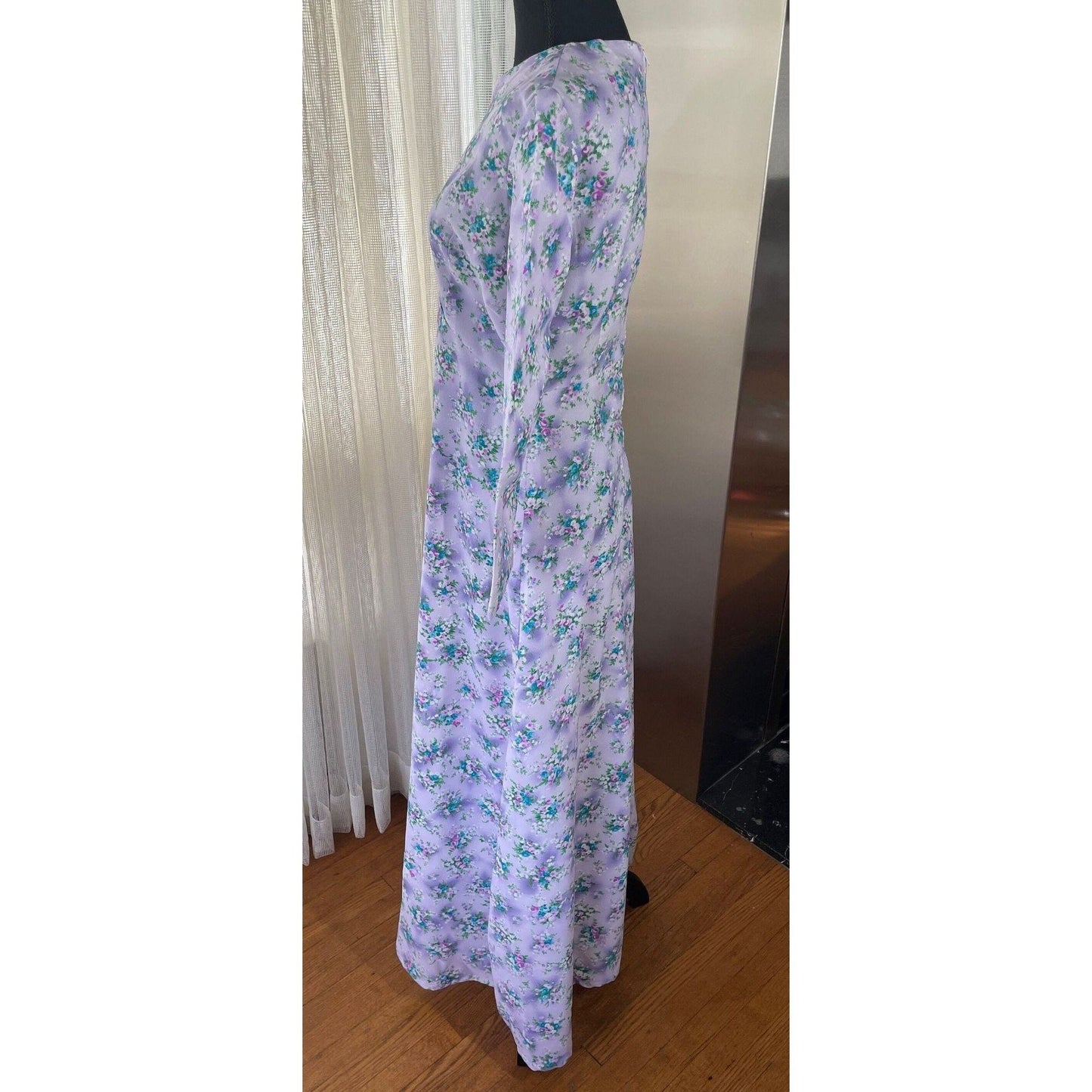Vintage prairie dress, floral lilac / purple, long sleeves gown