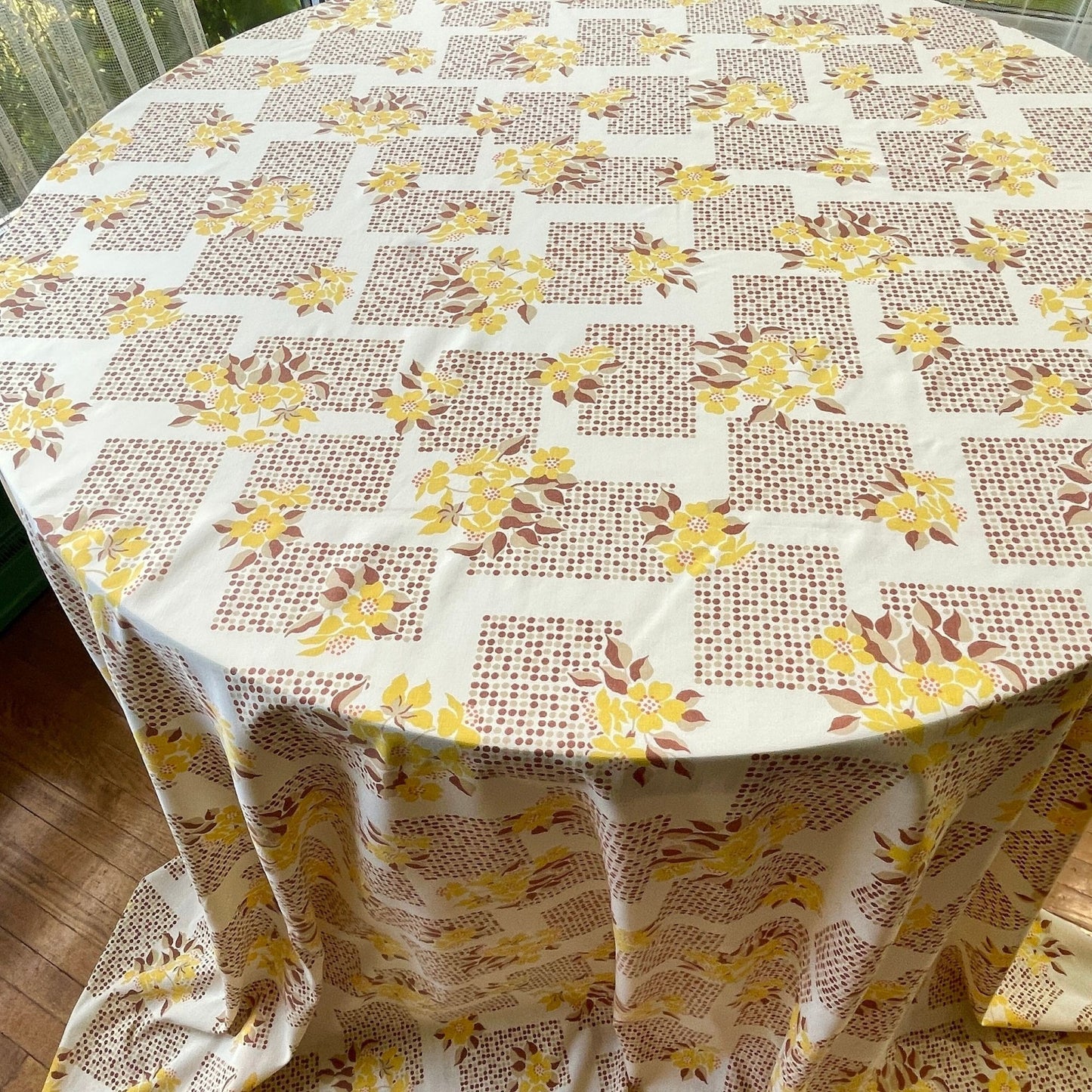 Vintage 70s flat sheet, double/queen size, Wabasso