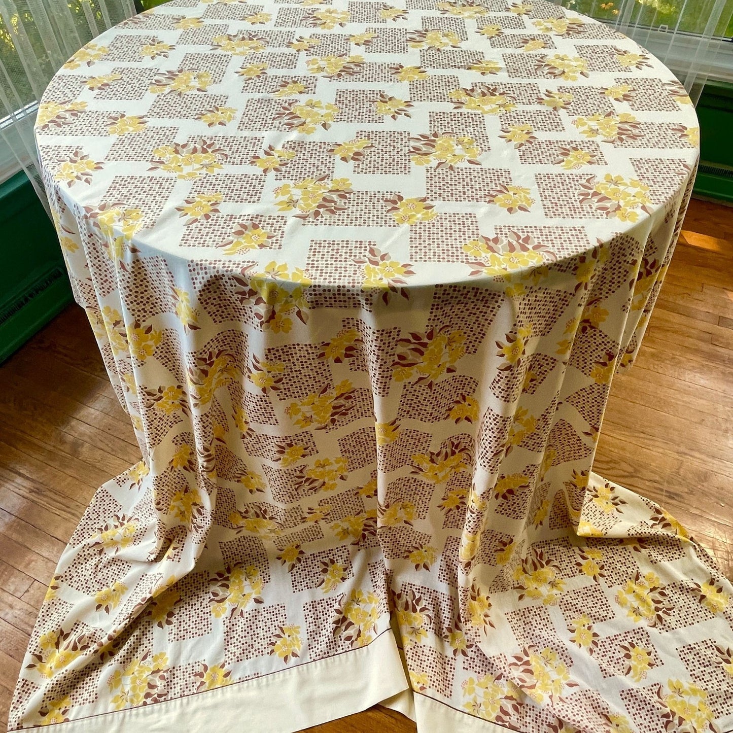 Vintage 70s flat sheet, double/queen size, Wabasso